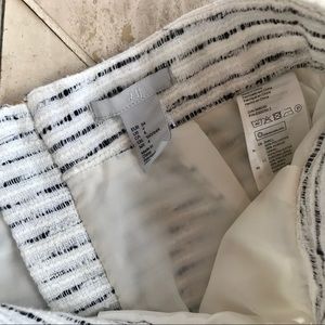 H&M Skirts - H&M Black + Cream Pencil Skirt β’ Size 4 H&M Skirts - H&M Black + Cream Pencil Skirt β’ Size 4